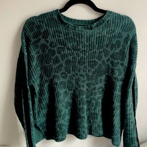 super cute faint leopard print green sweater!
